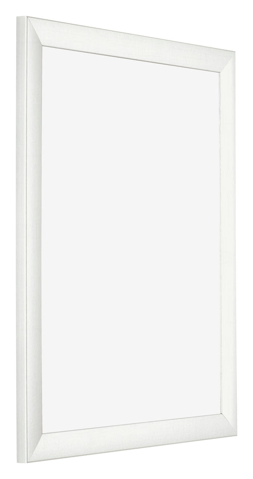 Fotolijst 40x55cm Wit Geveegd MDF Pisa Voorzijde Schuin | Yourdecoration.nl