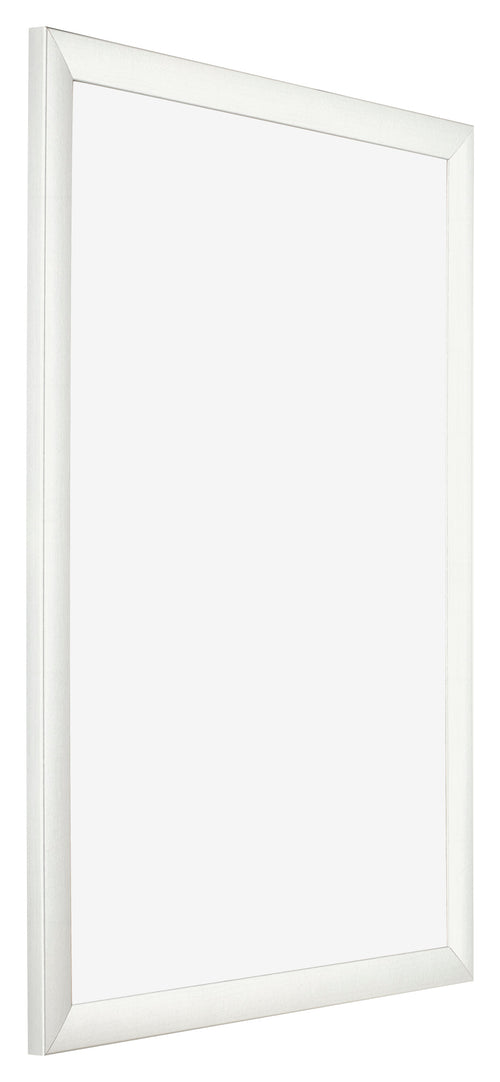 Fotolijst 68x98cm Wit Geveegd MDF Pisa Voorzijde Schuin | Yourdecoration.nl