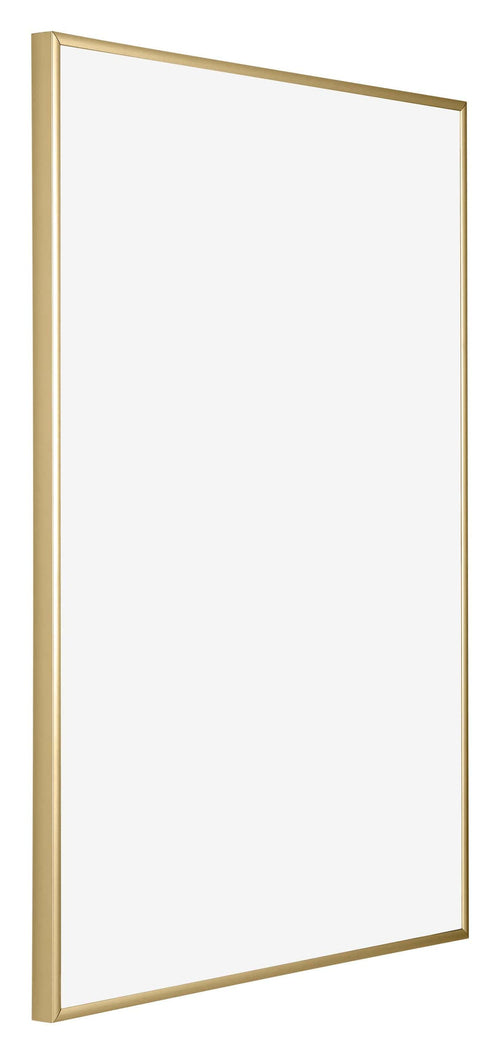Kent Aluminium Fotolijst 60x84cm Goud Voorzijde Schuin | Yourdecoration.nl