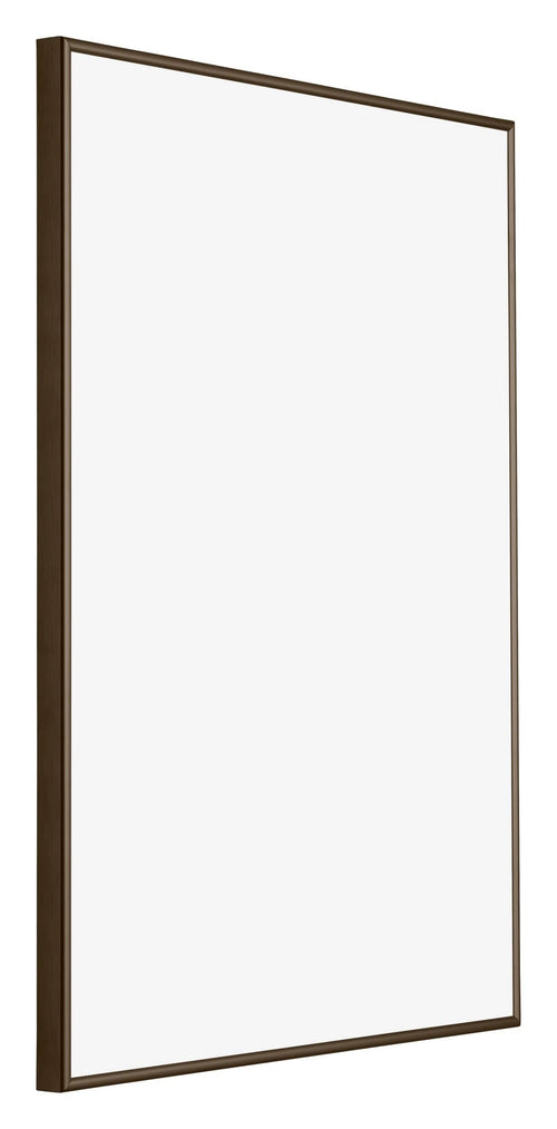 New York Aluminium Fotolijst 30x42cm Walnoot Structuur Voorzijde Schuin | Yourdecoration.nl