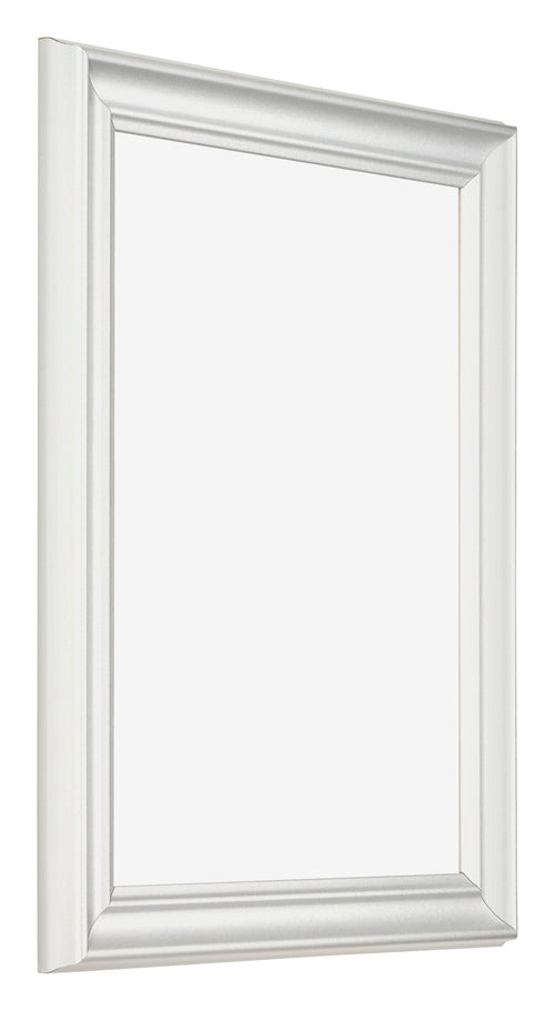 Fotolijst 75x98cm Wit Geveegd MDF Lazio Voorzijde Schuin | Yourdecoration.nl