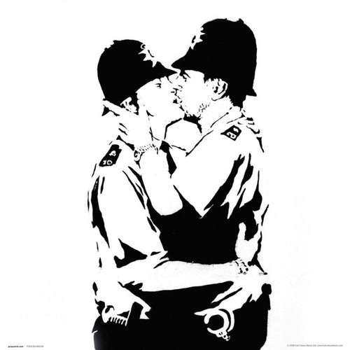 Grupo Erik Brandalised Bobbies Kissing Kunstdruk 30X30cm | Yourdecoration.nl