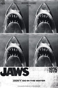 Gbeye GBYDCO134 Jaws 1975 Poster 61x 91-5cm | Yourdecoration.nl