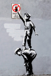 Grupo Erik GPE5302 Brandalised Grafitti Is A Crime Poster 61X91,5cm | Yourdecoration.nl