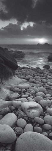 Helen Dixon  Rocky beach at sunset Kunstdruk 33x95cm | Yourdecoration.nl