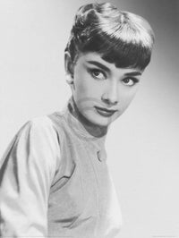 Hero  Audrey Hepburn Portrait Kunstdruk 60x80cm | Yourdecoration.nl