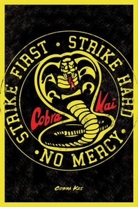 Pyramid Cobra Kai Emblem Poster 61x91,5cm | Yourdecoration.nl