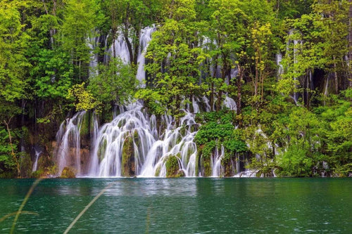 Dimex Plitvice Lakes Fotobehang 375x250cm 5 banen | Yourdecoration.nl