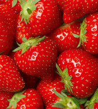 Dimex Strawberry Fotobehang 225x250cm 3 banen | Yourdecoration.nl