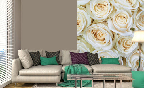 Dimex White Roses Fotobehang 225x250cm 3 banen Sfeer | Yourdecoration.nl