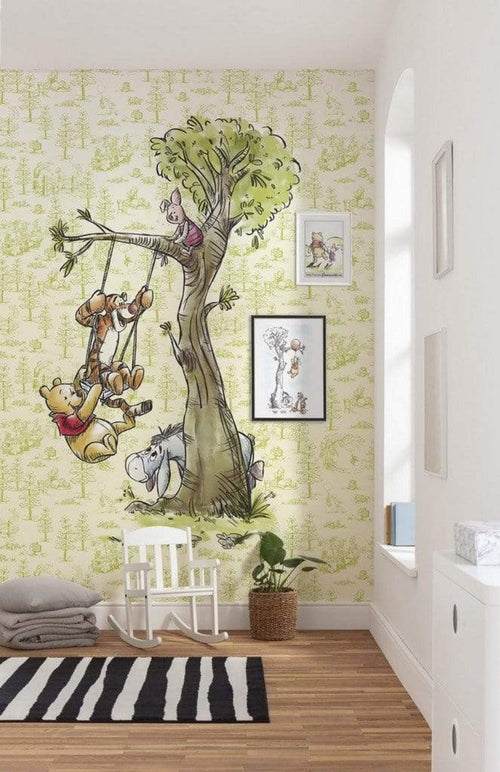 Komar Winnie Pooh in the wood Vlies Fotobehang 200x280cm 4 banen Sfeer | Yourdecoration.nl