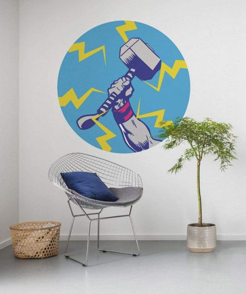 Komar Avengers Thors Hammer Pop Art Zelfklevend Fotobehang 125x125cm Rond Sfeer | Yourdecoration.nl