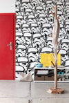 Komar Star Wars Stormtrooper Swarm Vlies Fotobehang 250x280cm 5 Banen Sfeer | Yourdecoration.nl